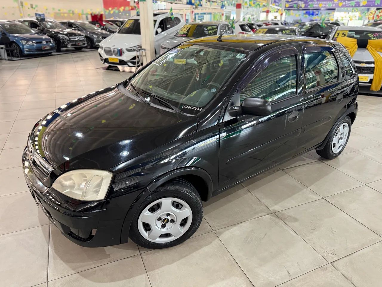 Chevrolet Corsa Hat. Maxx 1.4 8V Econoflex 5P 2011 - Foto 2