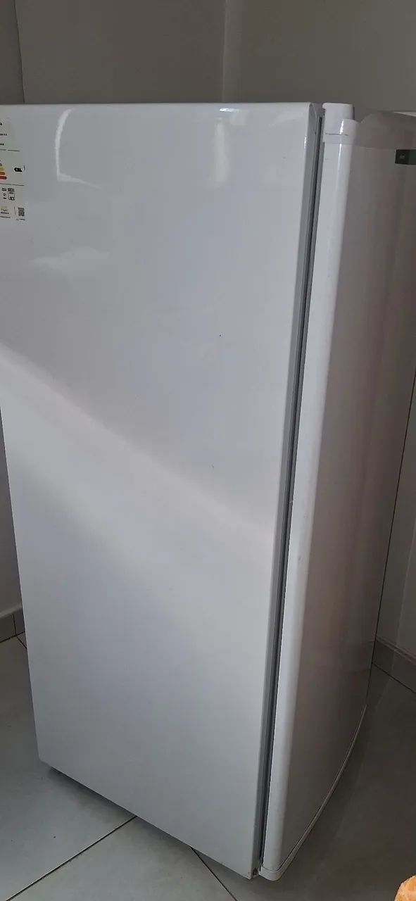 Freezer vertical cônsul 121ltrs 127volts  - Foto 3