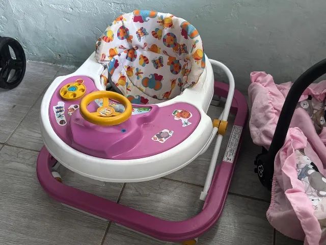 Anda já, bebê conforto e um canguru feminino - Foto 2