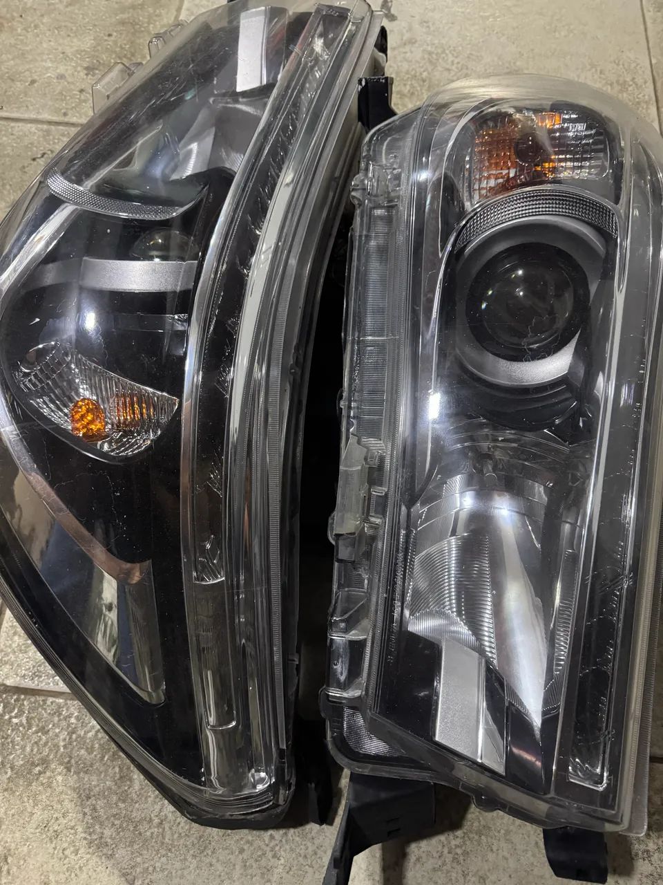 Farol Hilux srx  - Foto 3