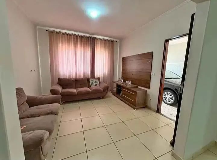 Casa a venda nas Águas Lindas - TB