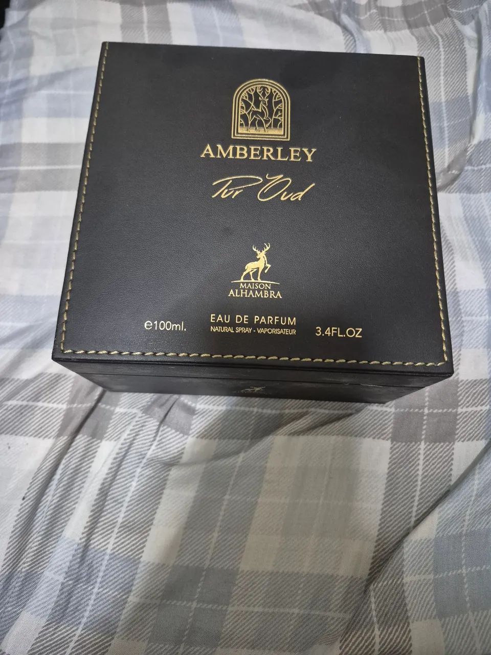 Perfume amberley pur oud