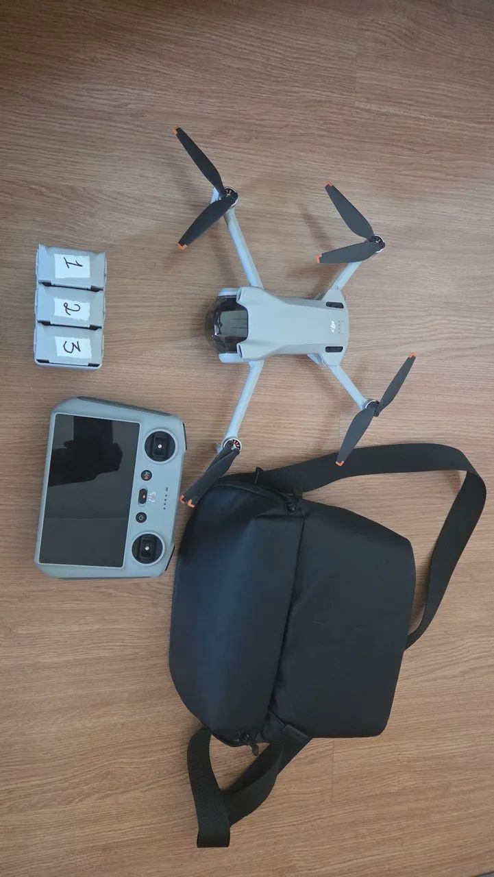 DRONE DJI MINI 3 FLY MORE