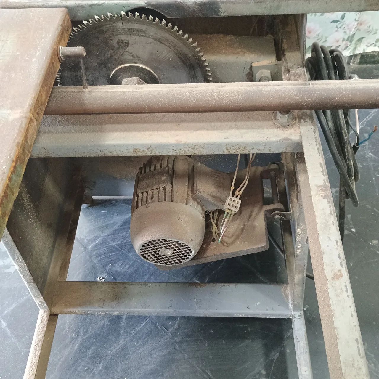 Vendo esquadejadeira - Foto 4
