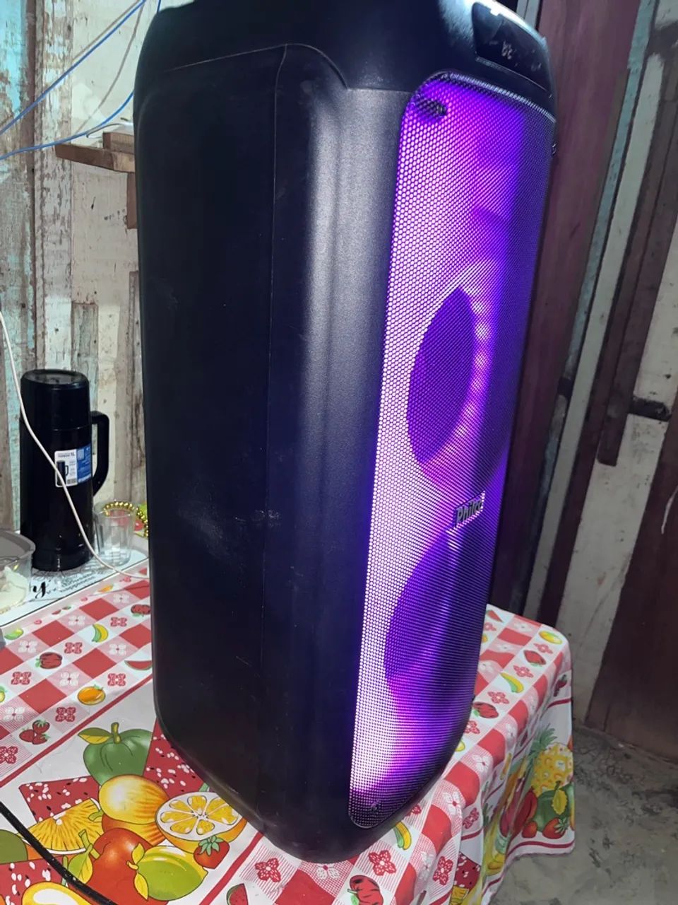 Vende-se caixa Philco 