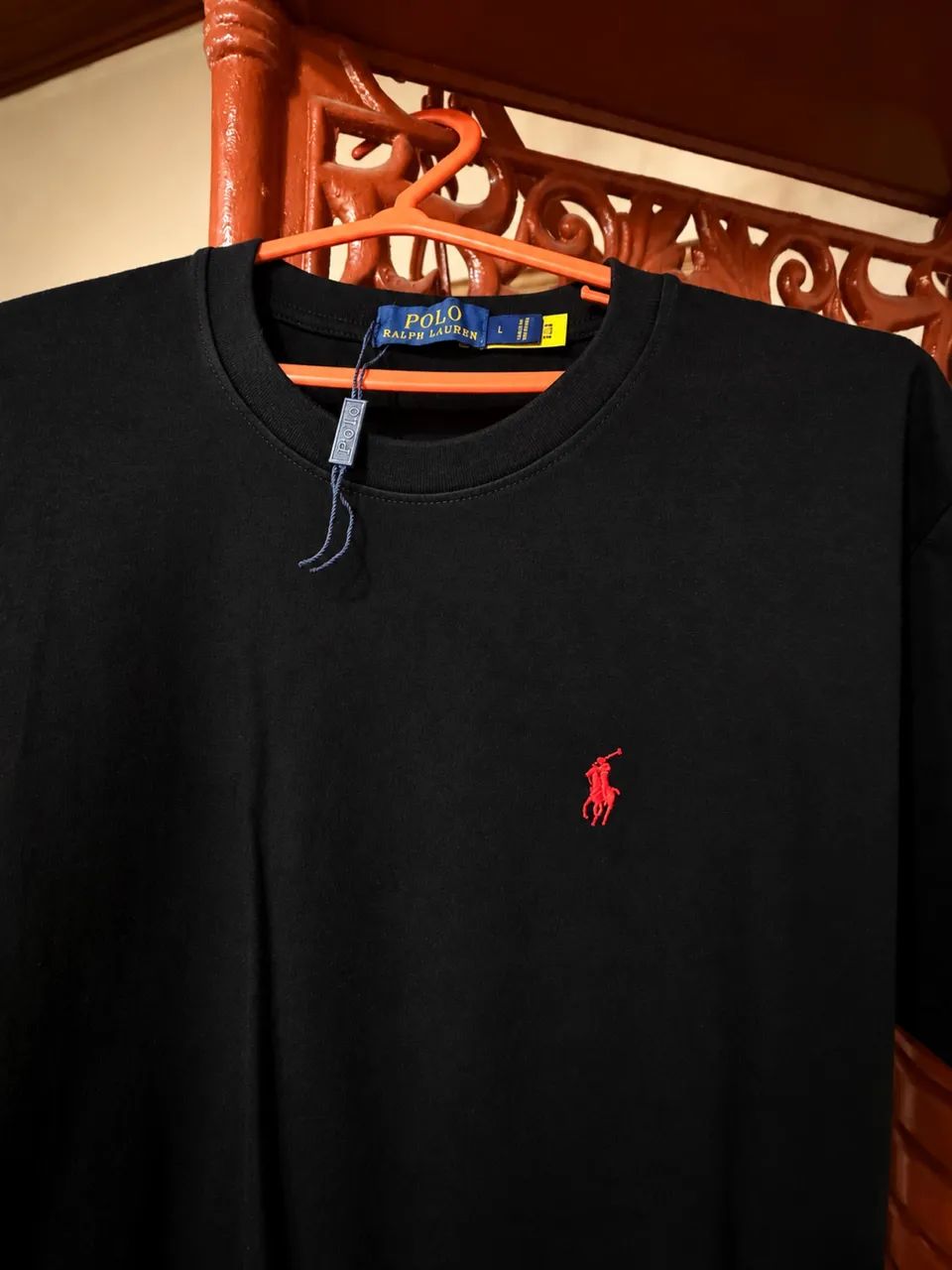 CAMISA RALPH LAUREN PRETA, PONY VERMELHO com QRcode da marca. - Foto 3