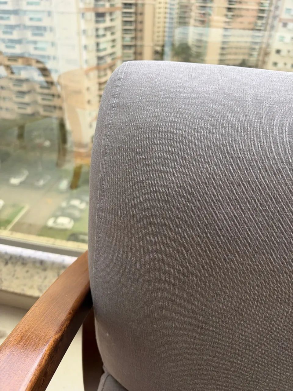Poltronas com mesinha de centro  - Foto 3