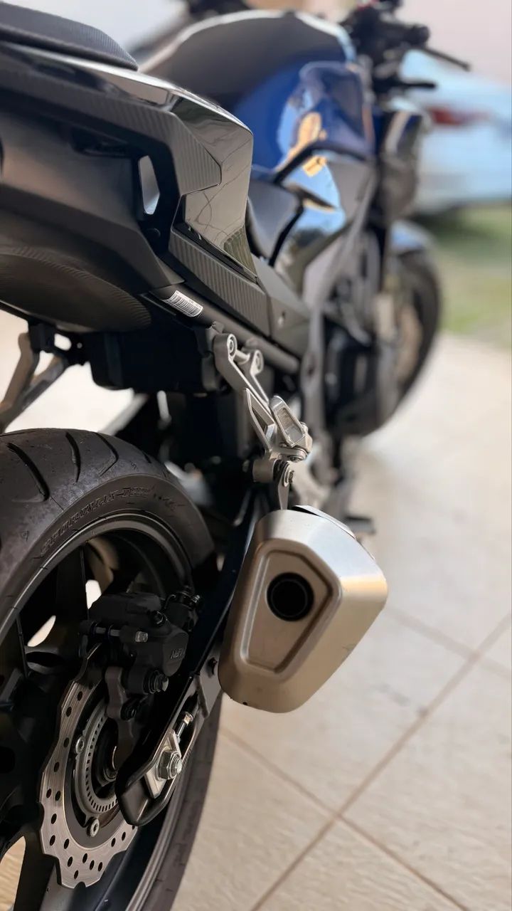 CB500F 2024  - Foto 4