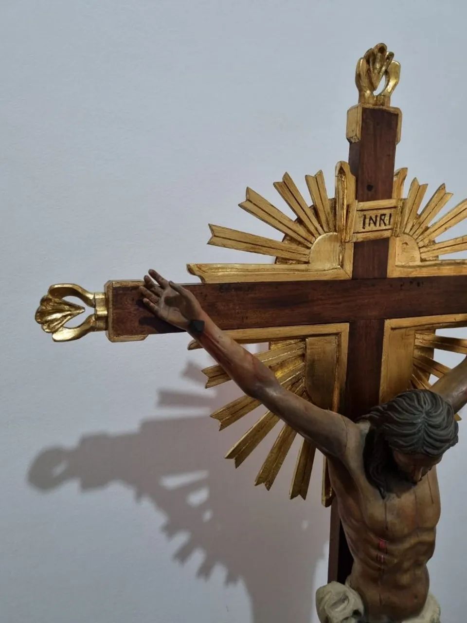 Linda Imagem de Cristo em Madeira - Foto 4