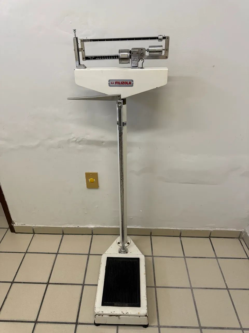 BALANÇA FILIZOLA ANTROPOMÉTRICA 150 KG - MODELO TRADICIONAL