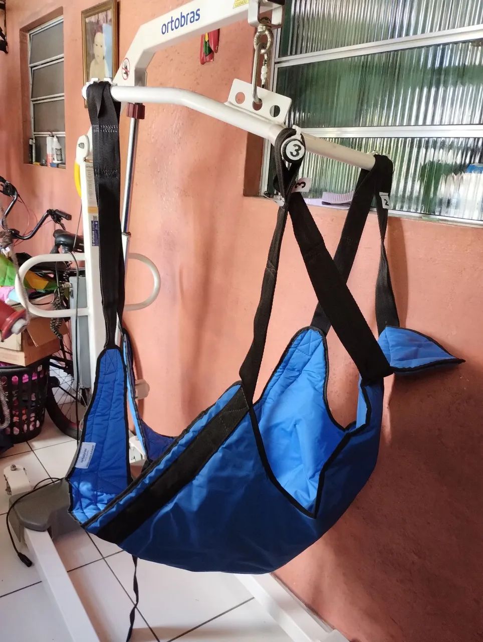 vendo guincho de transferência pra acamado  - Foto 5