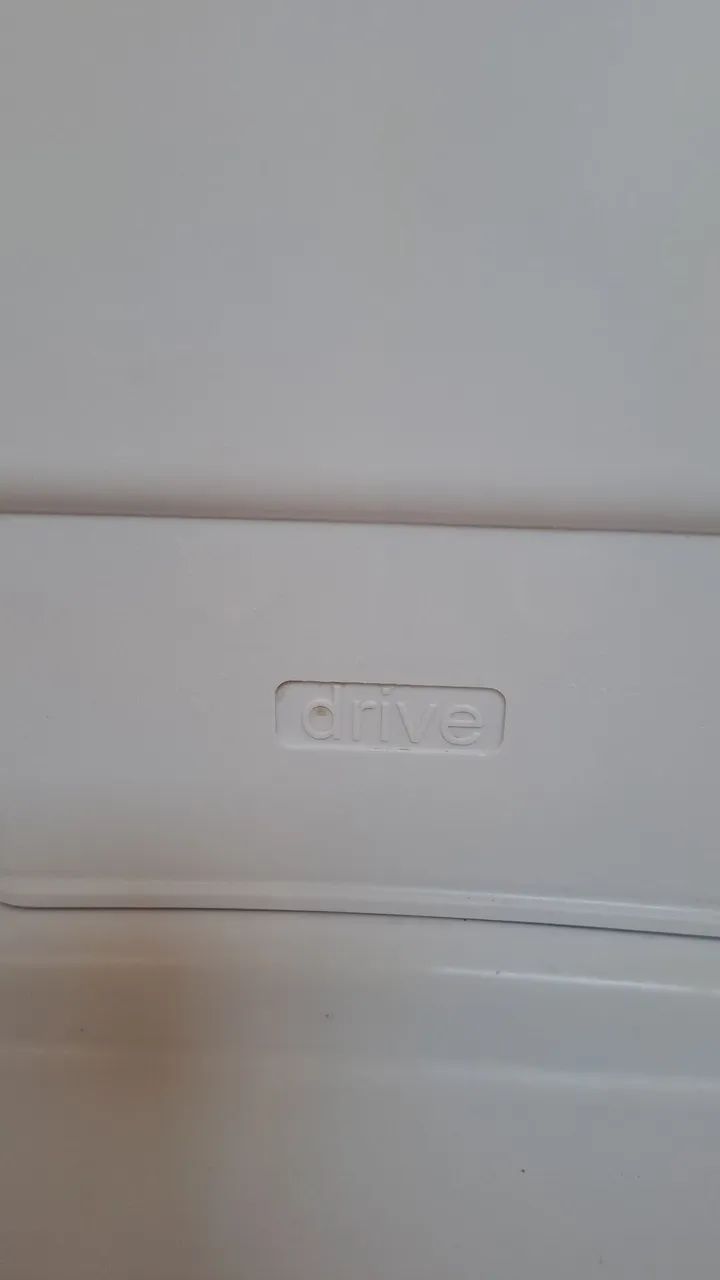 Vendo cadeira de banho  - Foto 2