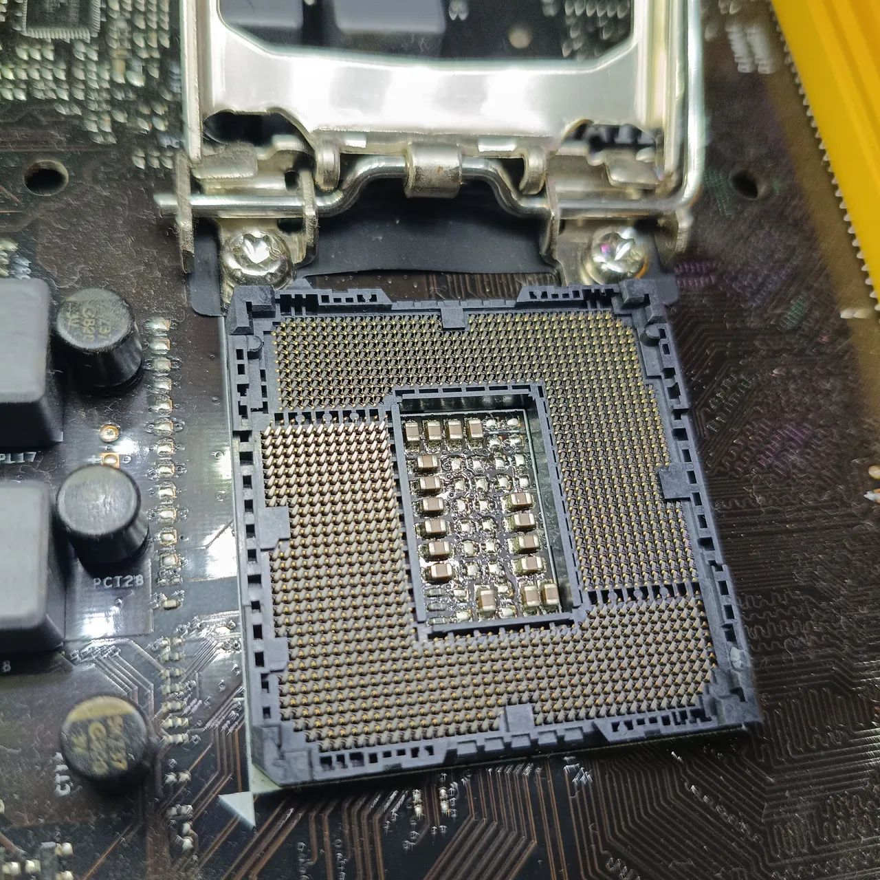 Placa mãe Biostar H110MHC no estado - Foto 4
