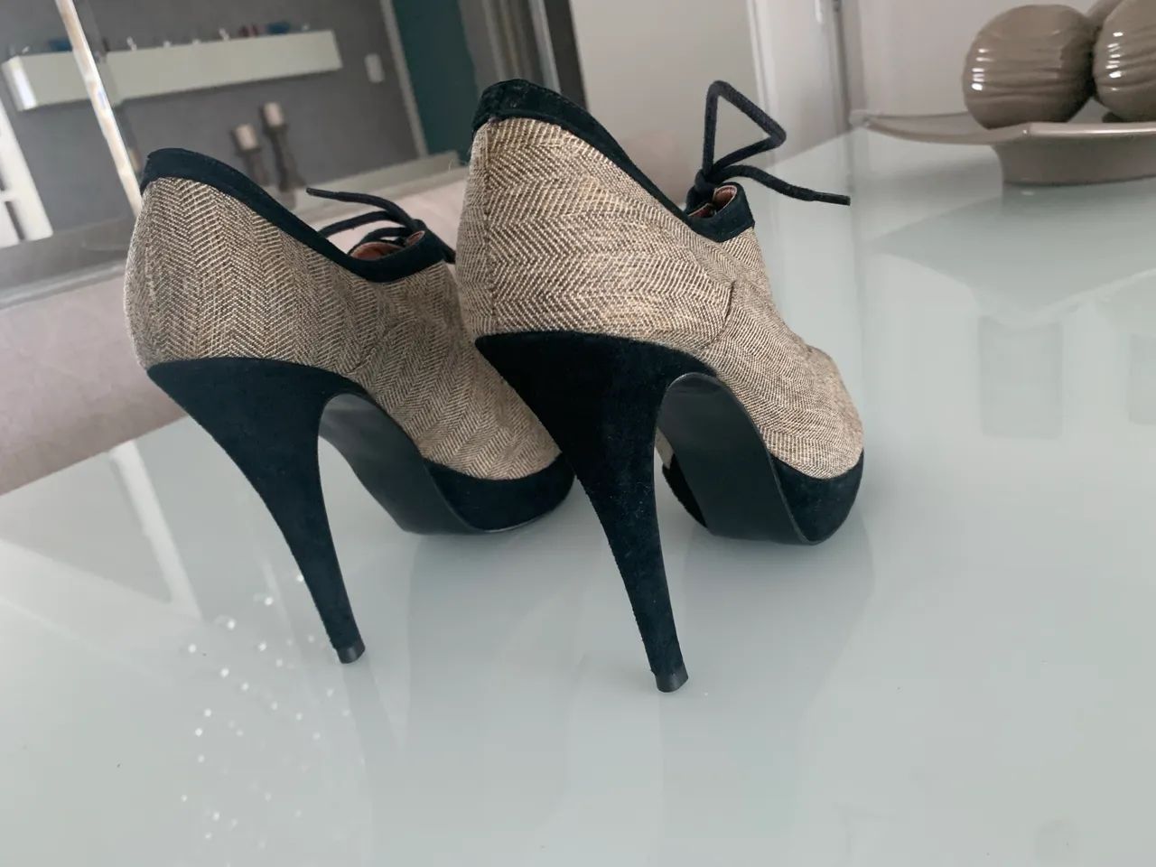 Sapato feminino estilo oxford elegante, linho com textura sútil n. 37 Marca Empório Naka
