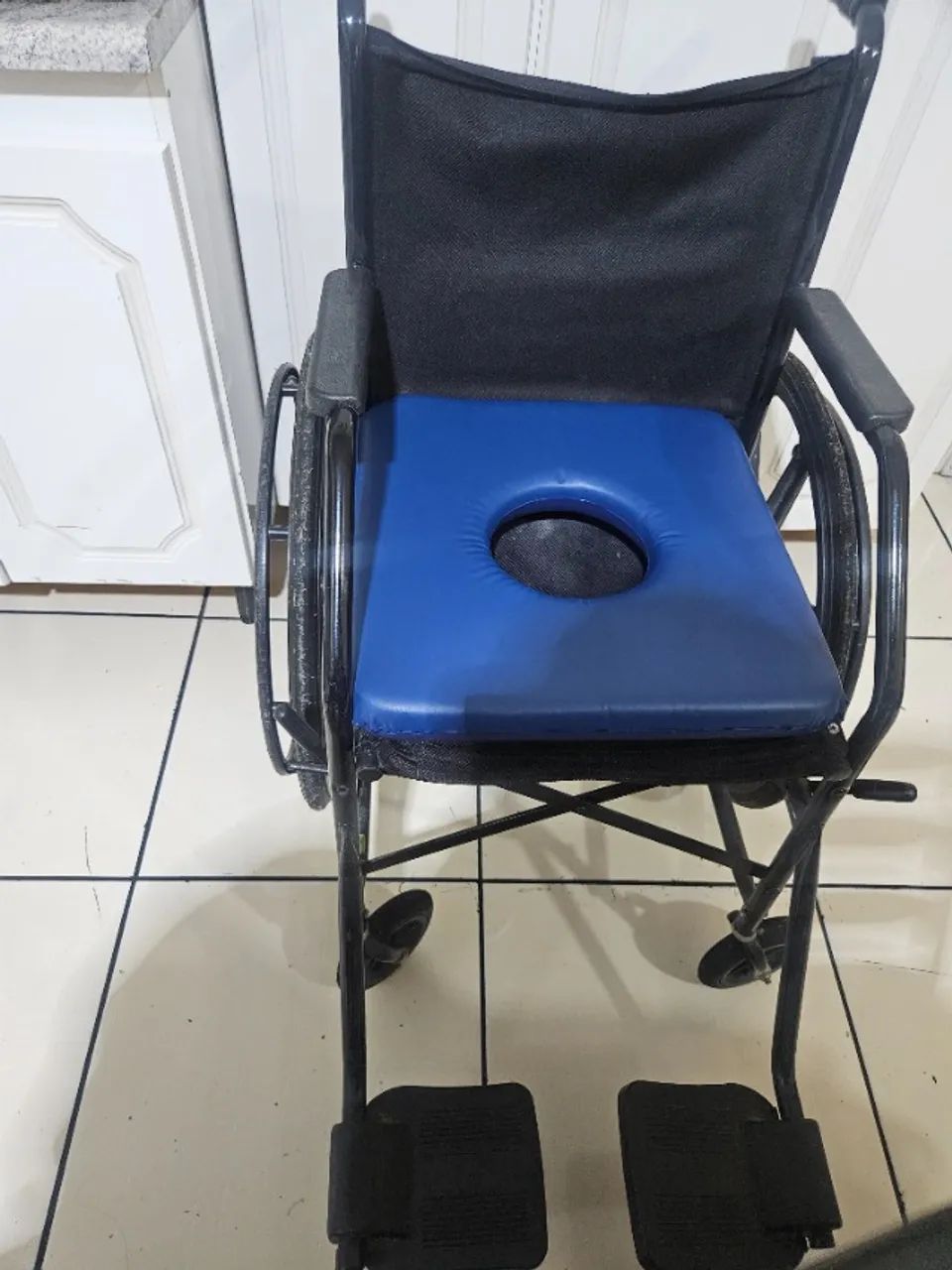 Cadeira de rodas - Foto 2