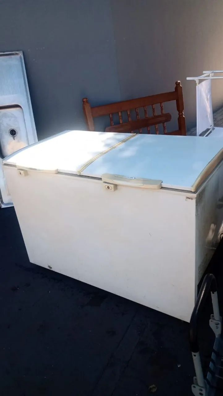 Frizer horizontal Eletrolux 400 litros 