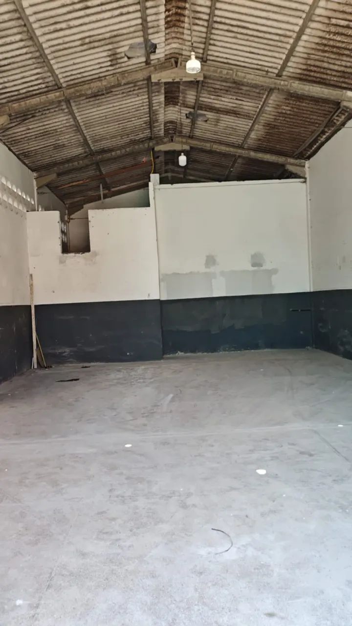 Alugo Galpão, 200 m² - Foto 2