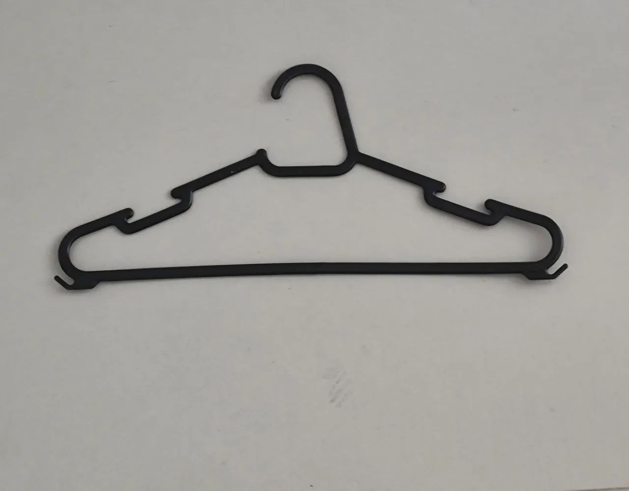 Cabides 1,00 a unidade 