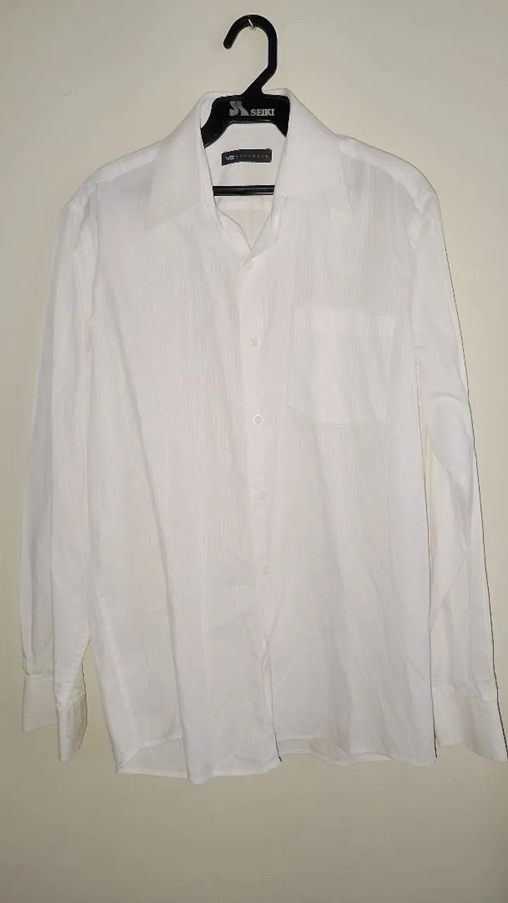 Camisa branca nova tamanho médio  - Foto 2