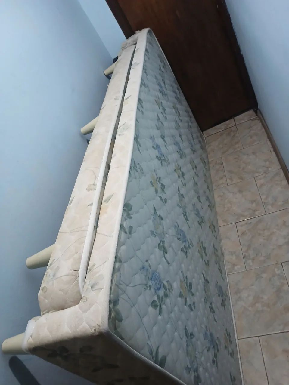 Cama (colchao e box)