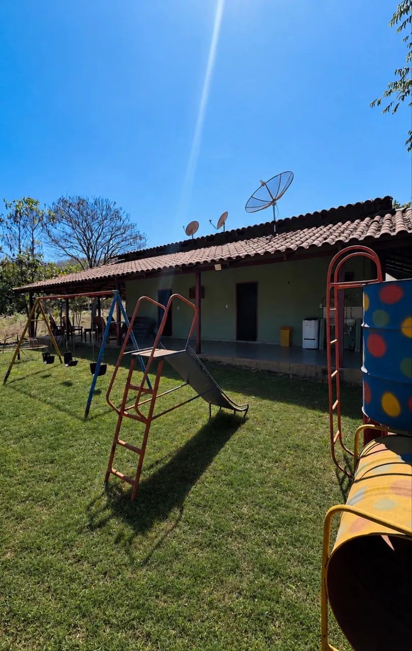 Aluguel de Chácara Completa com Piscina e Riacho - Foto 2