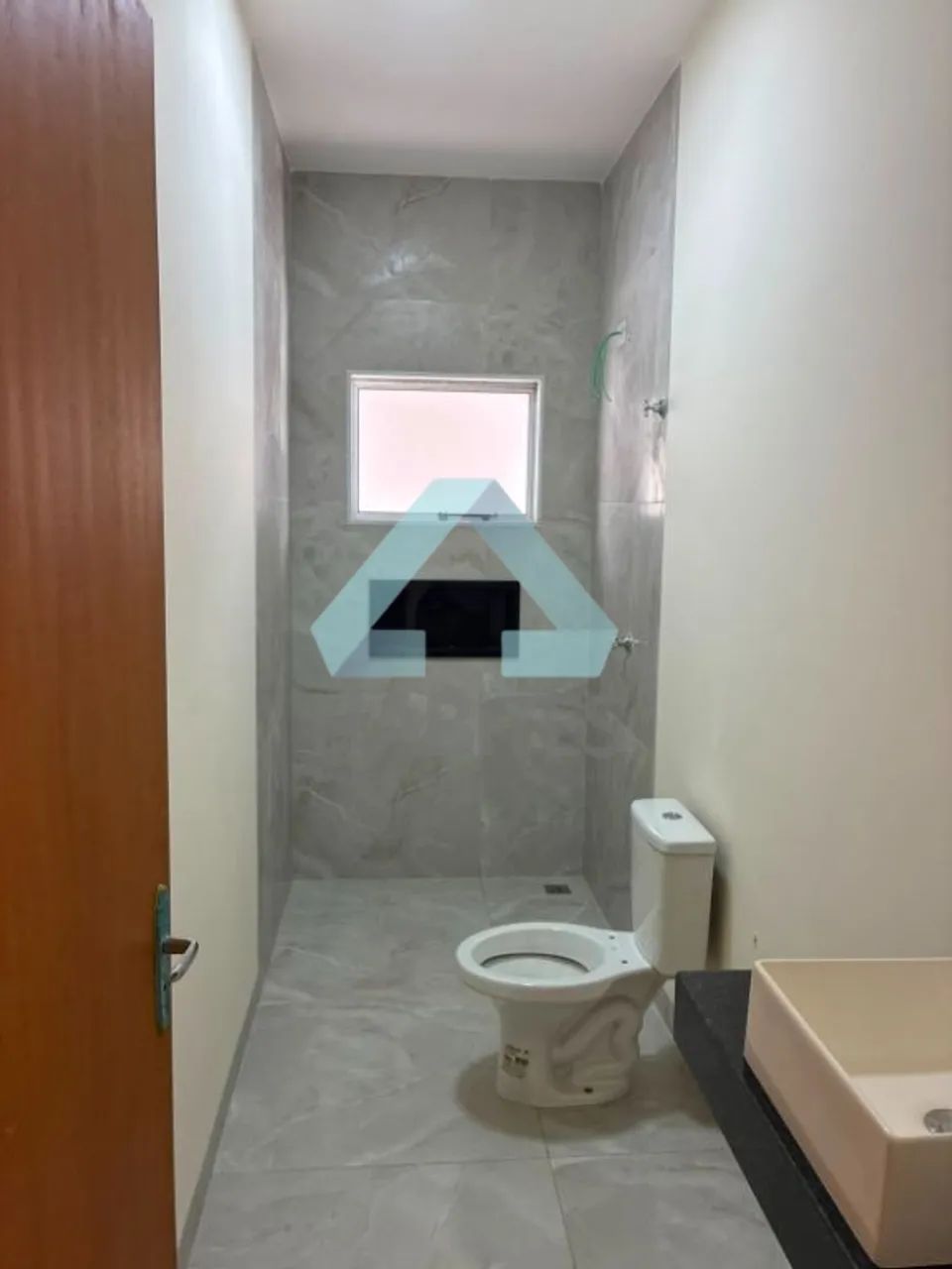 2 quartos sendo 1 suite - Garagem Coberta - Foto 5