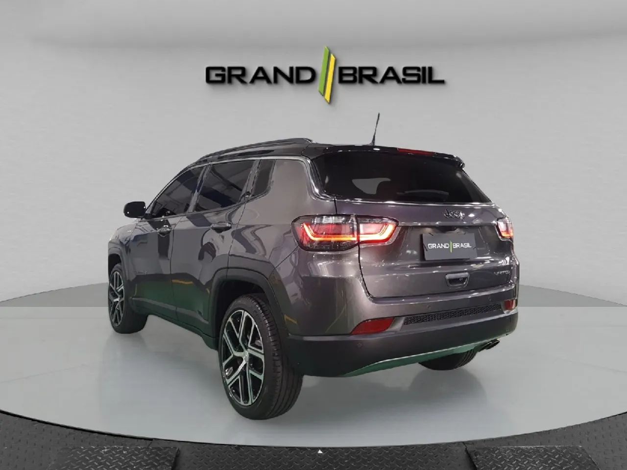 Jeep Compass LIMITED T270 1.3 TB 4x2 Flex Aut, foto 5 de 10