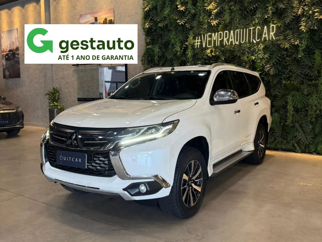 Mitsubishi Pajero 2020
