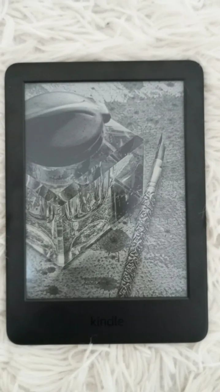 Kindle Amazon 10ª Geração - Impecável + Luz Embutida (Pronto para Ler) - Foto 2