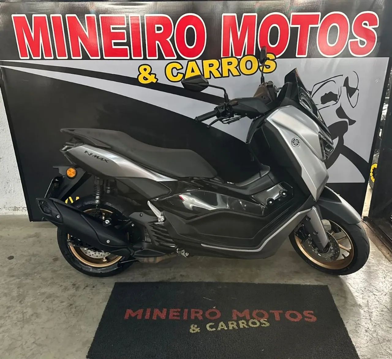 NMAX Connected 160 ABS