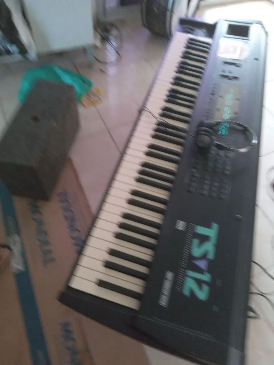 Vendo teclado ensonic ts 12  - Foto 2