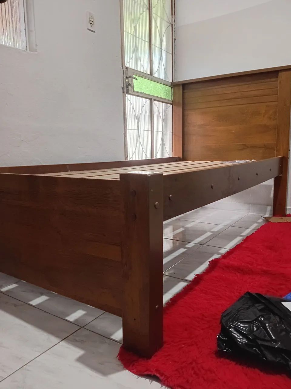Cama de solteiro semi nova - Foto 4
