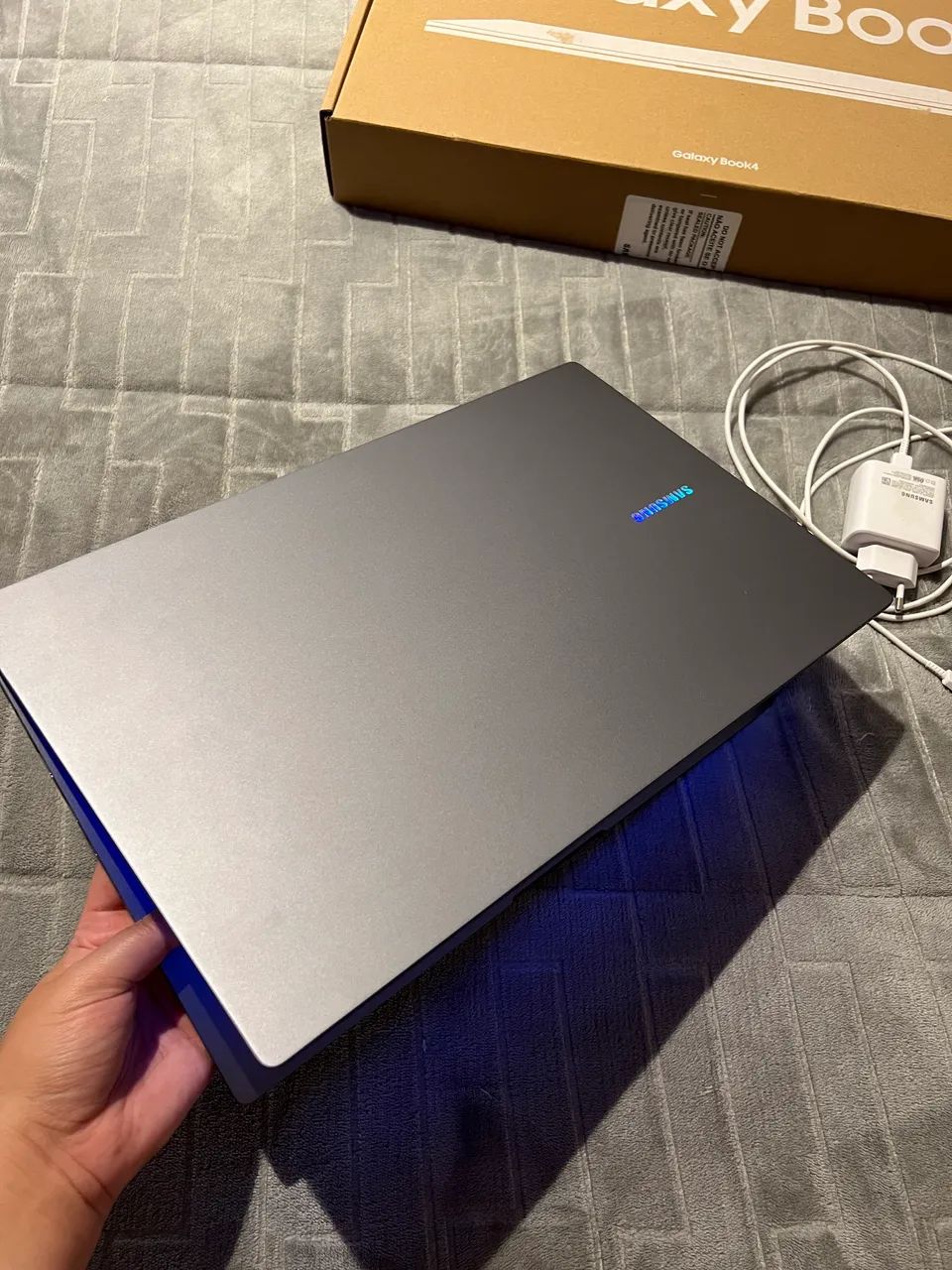 30 ciclos de bateria - Samsung Galaxy Book4 Intel Core i3 - Foto 2