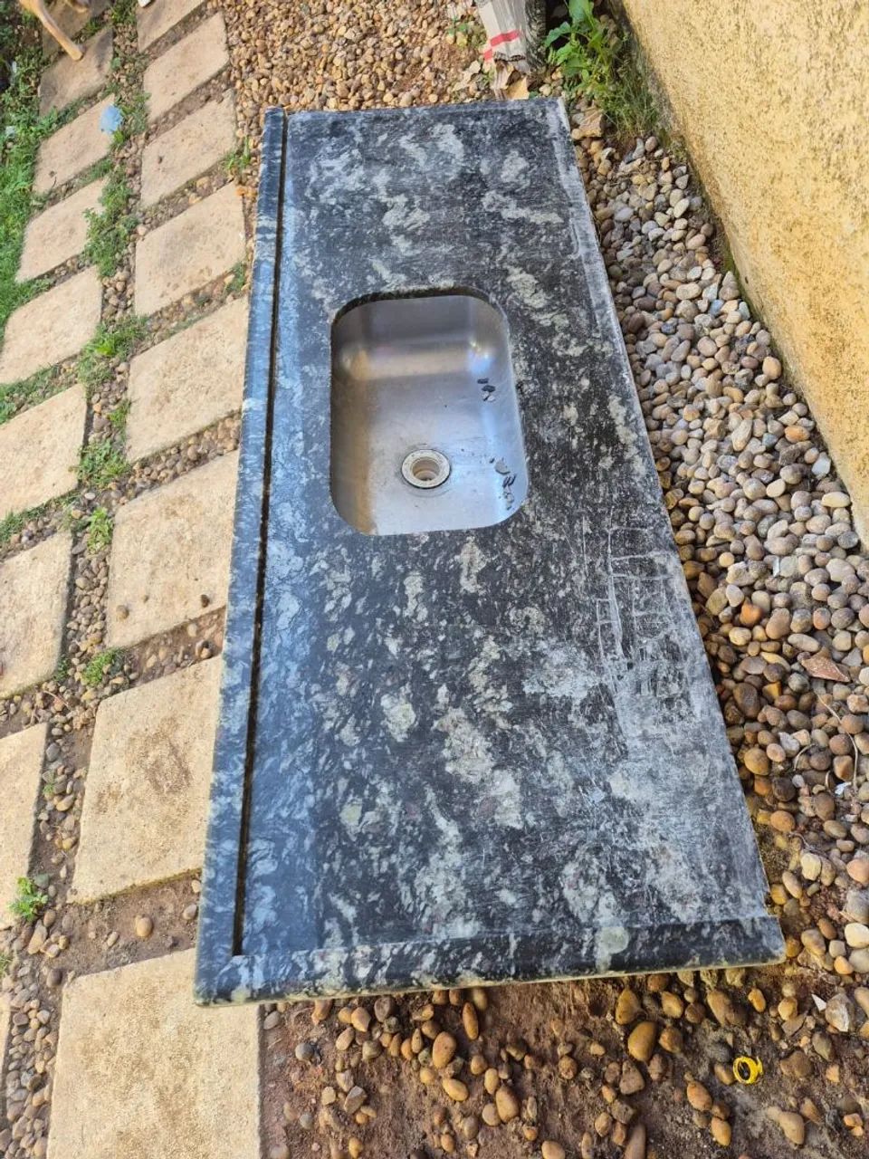 Black Indian Granite Sink