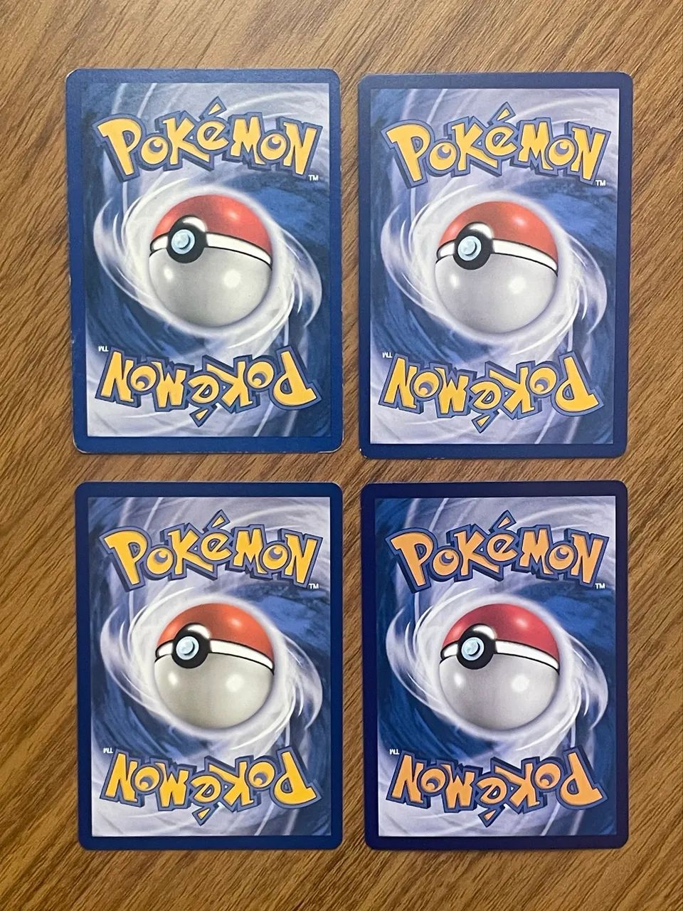 Carta de pokemon Pikachu e Dedenne - Foto 2