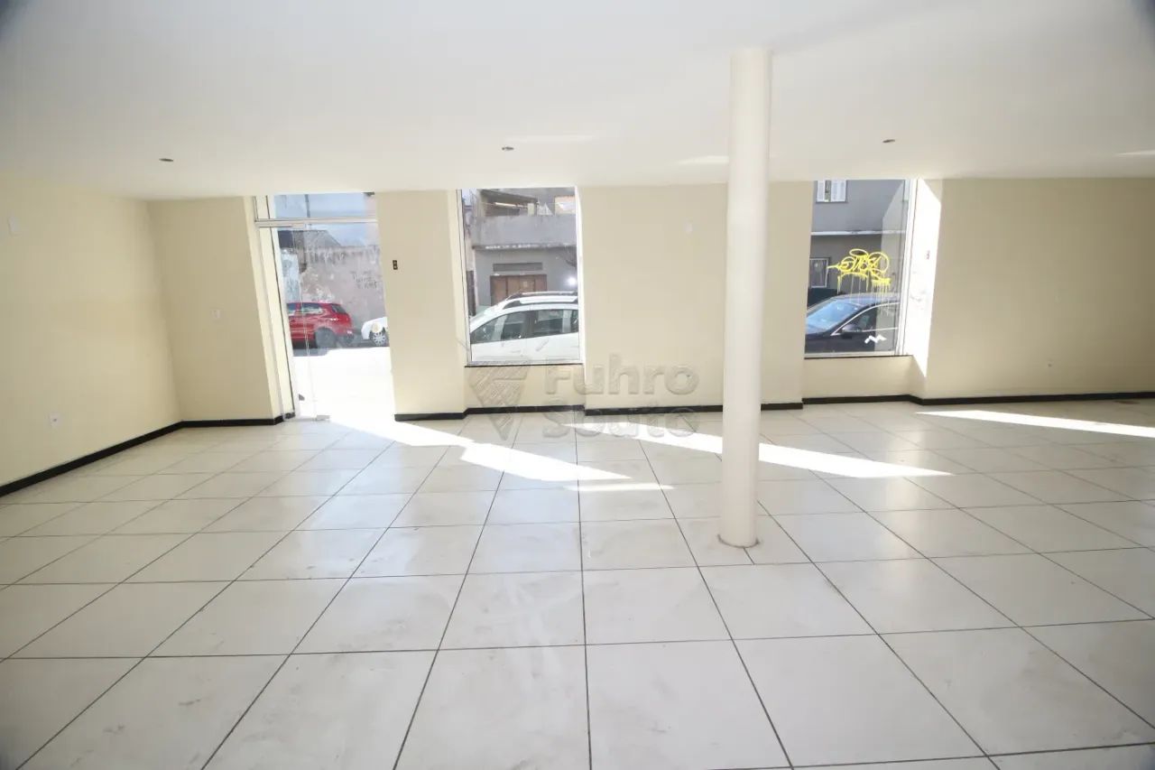 Aluguel de Prédio Comercial com Ampla Sala na Parte Inferior e Mezanino - Foto 5