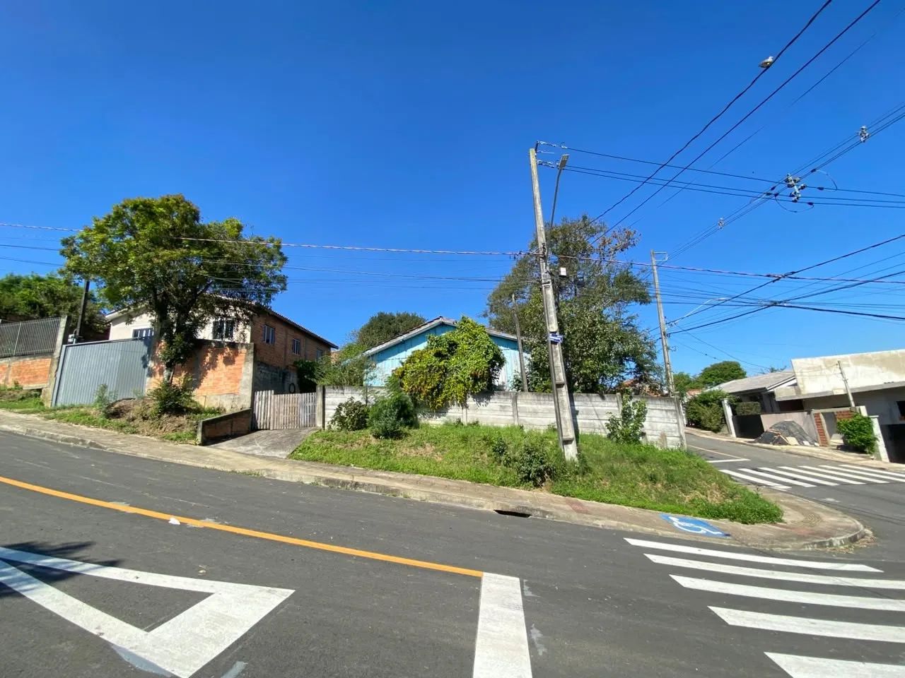 TERRENO À VENDA EM UVARANAS