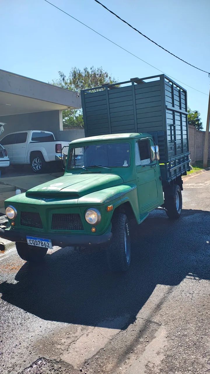 Willys Overland Jeep 2.6 12V Gasolina 2P 1966