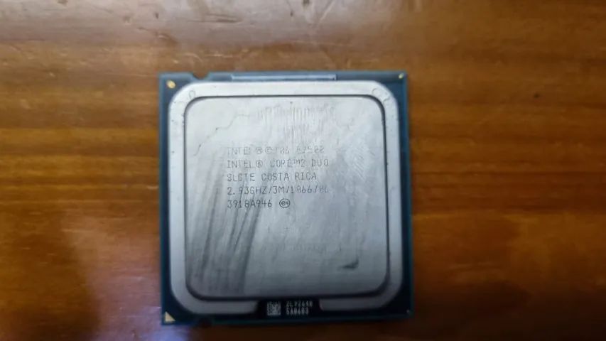 Intel Core 2 Duo E7500