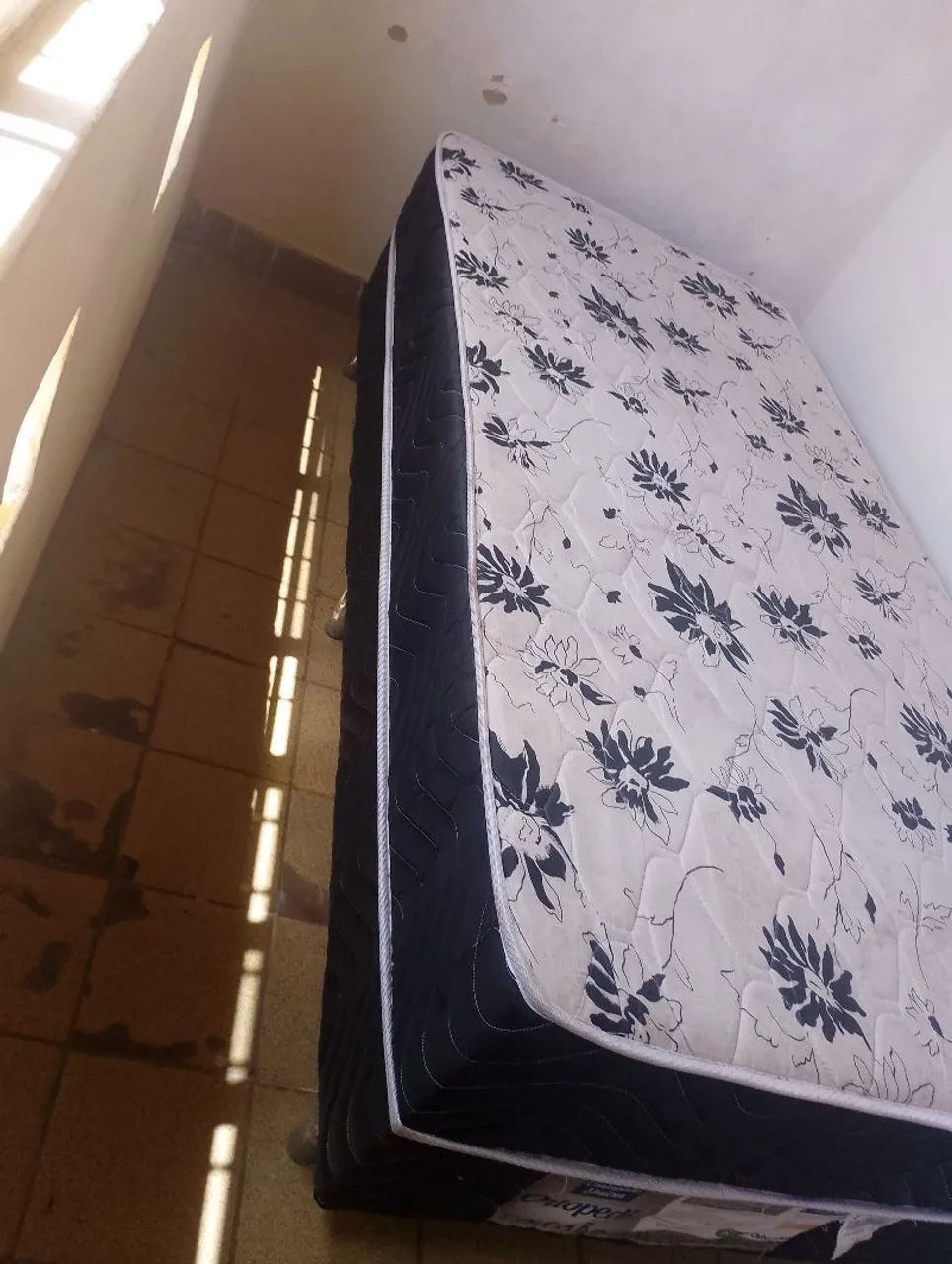 Vendo cama Box solteiro - Foto 5