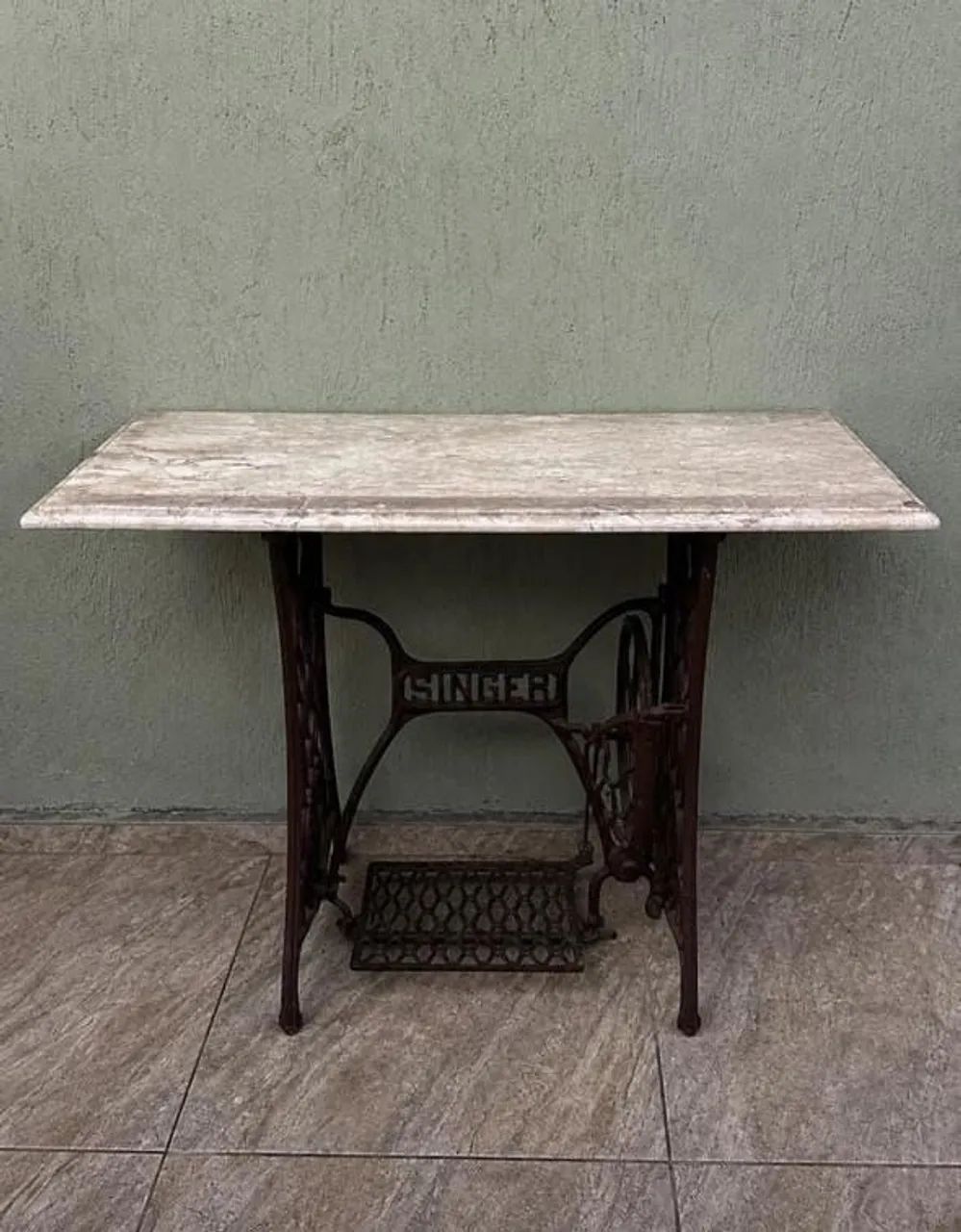 Mesa em pedra, antiguidade 