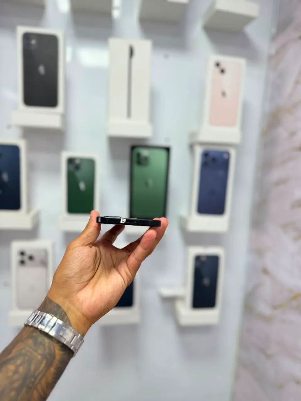 IPHONE 15 PLUS 128GB<br>R$ 3.250 - Foto 3
