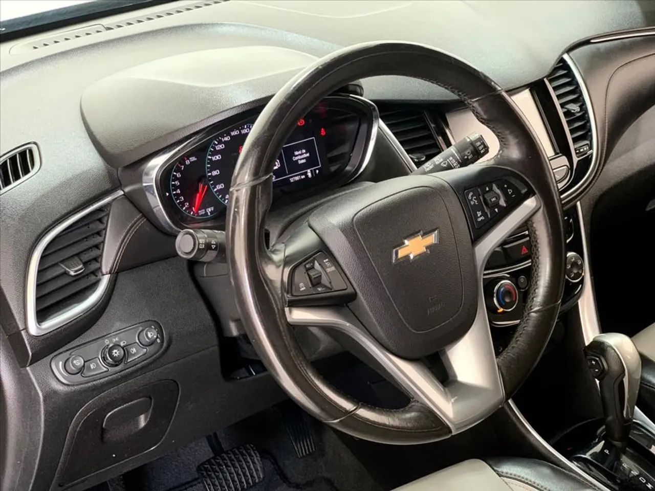 Chevrolet Tracker LTZ 1.4 Turbo 16V Flex 4X2 Aut. 2017 - Foto 4
