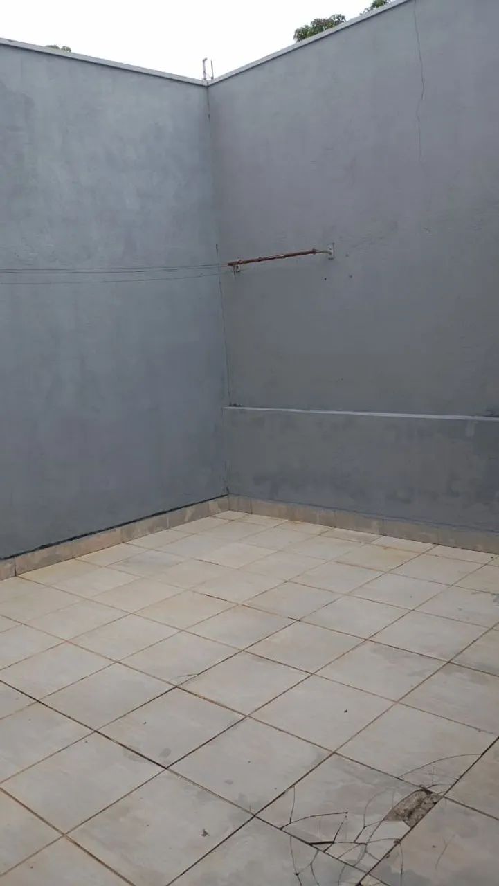 Alugo casa sozinha no terreno 2 quartos com suite! - Foto 5