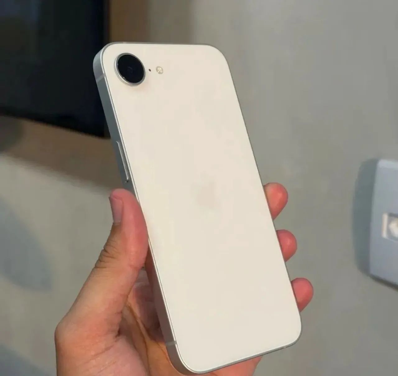 iPhone 16e com nota fiscal e garantia  - Foto 3