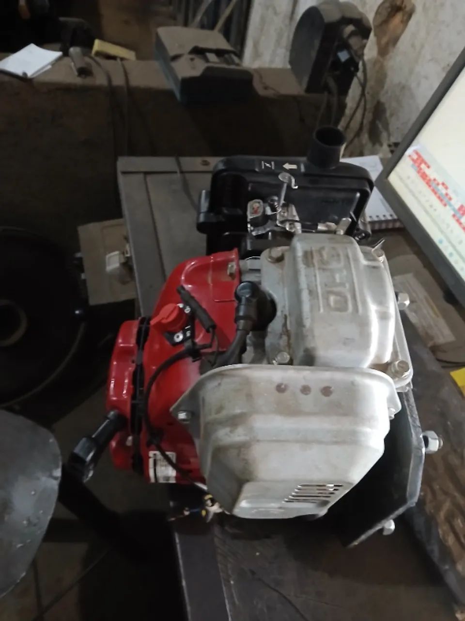 Motor Honda GXR120 4 tempos - Foto 3
