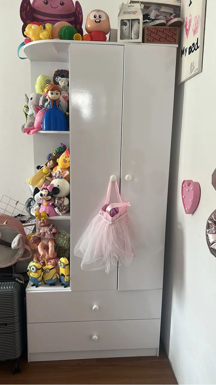 Guarda roupa infantil 