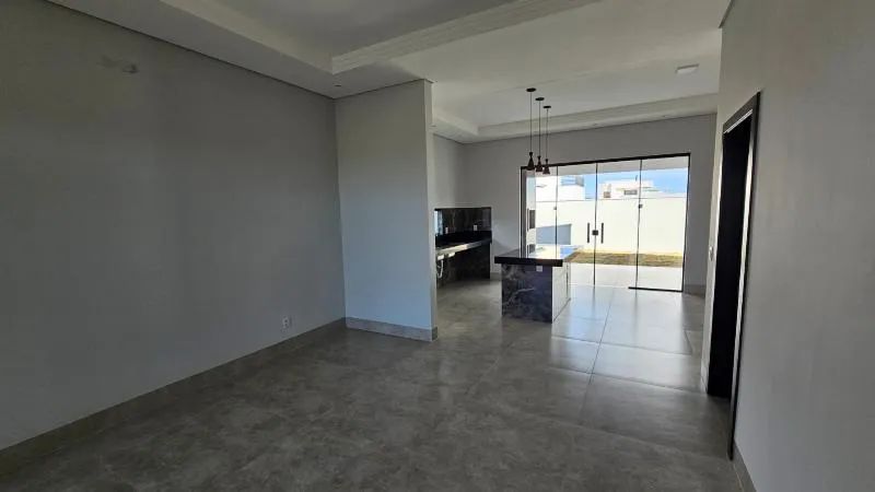 Casa com 3 quarto(s) no bairro . em Chapada dos Guimaraes - MT - Foto 2