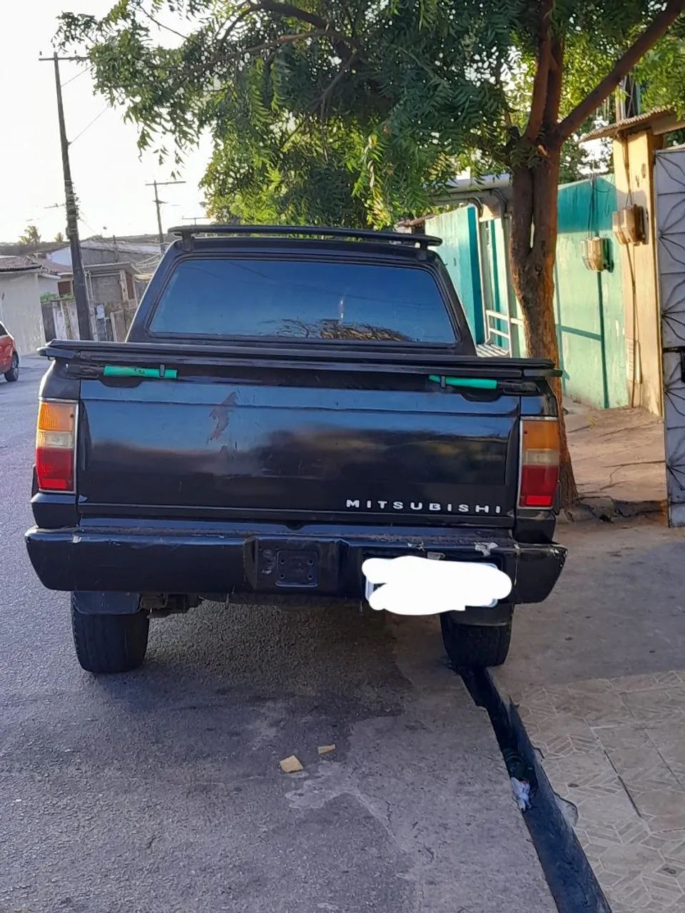 Mitsubishi L200 GLS 2.5 4X4 CD Diesel 2001