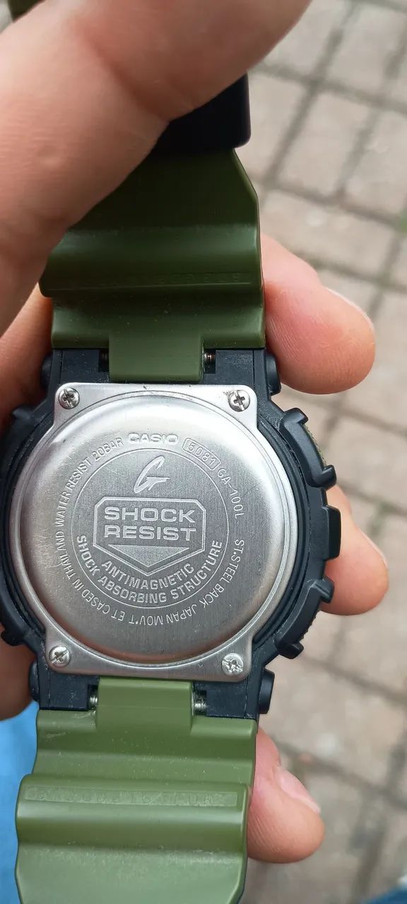 ま*さ様 CASIO G-SHOCK GA-100L オリーブグリーン Casio G-Shock GA-100L Original + Caixa Metálica - Acessórios
